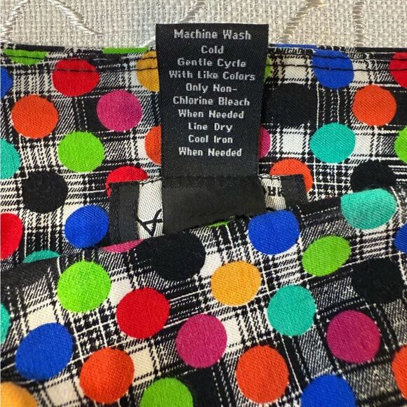 Attyre Skort Black Pink Red Colorful Dot Pattern Pockets Tennis Golf SZ 12 - Picture 6 of 6